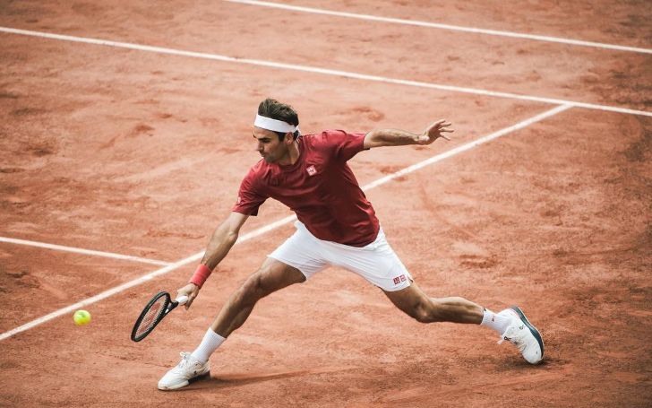 Angry Roger Federer Loses Cool With Chair Umpire in French Open Win